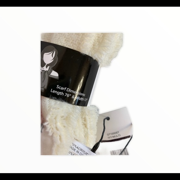 Steve Madden Scarf - Picture 4 of 4